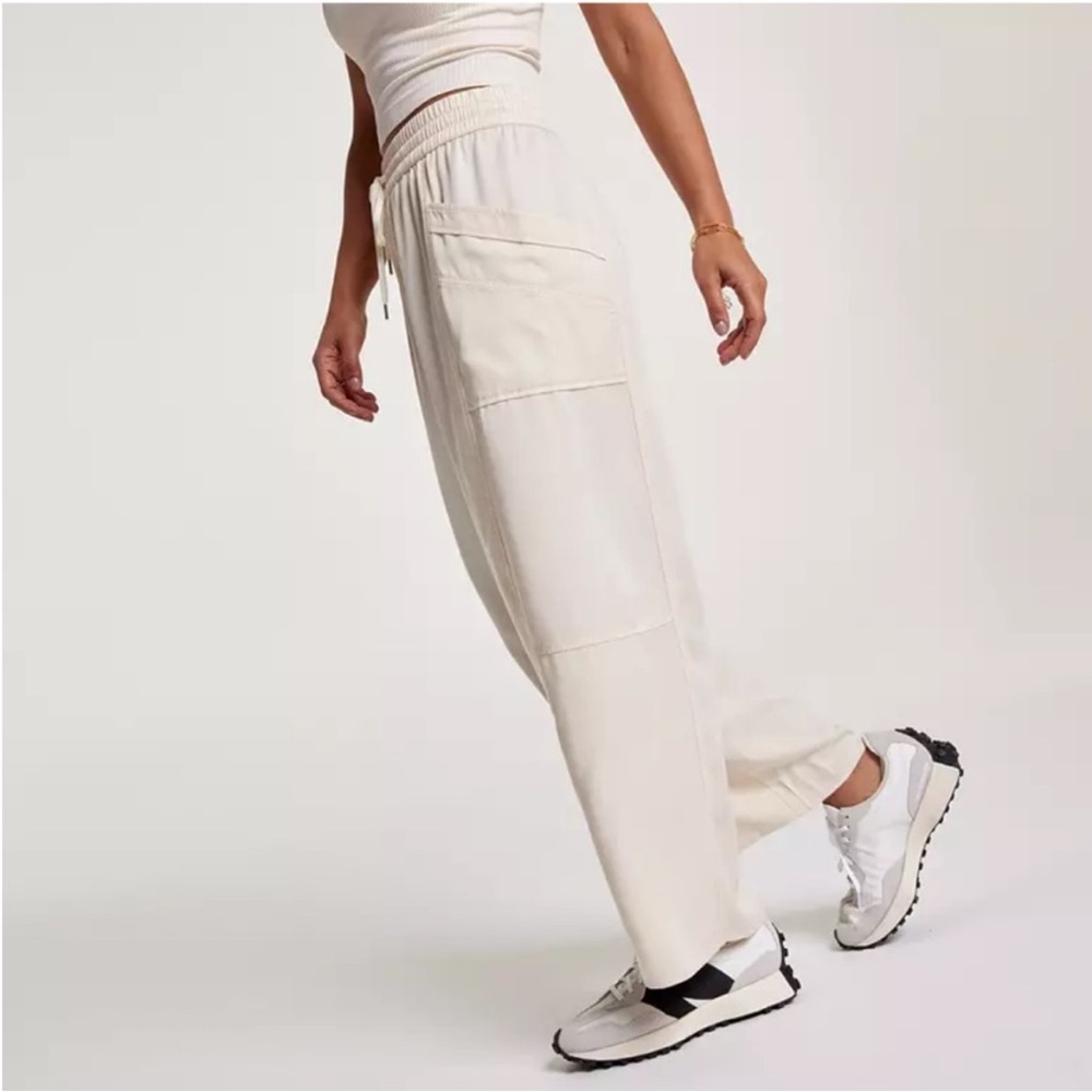 CALIA Journey Collection Wide Leg High Rise Ankle Pant in Cream NWT